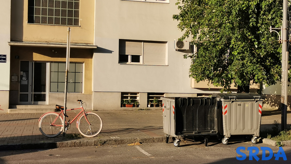 kontejner_komunalni_otpad_bicikl